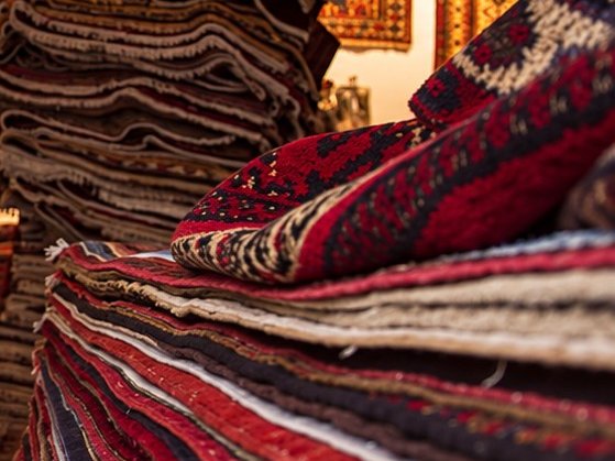 Folded hand-knotted carpets